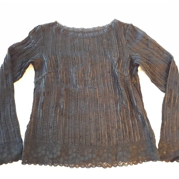 Pleated Semi See Through Top with Lace Lining - black - Picture 1 of 3